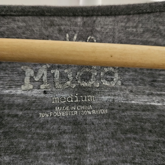 Mudd Cold Shoulder Top - Picture 4 of 5